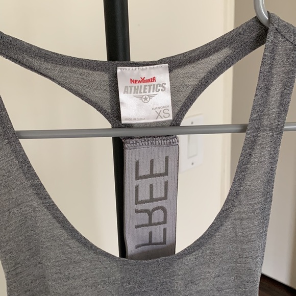 Workout Tank Top - Picture 2 of 3